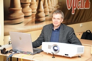 Game Of The Day. Grandmaster Alexander Kalinin Makes Comments